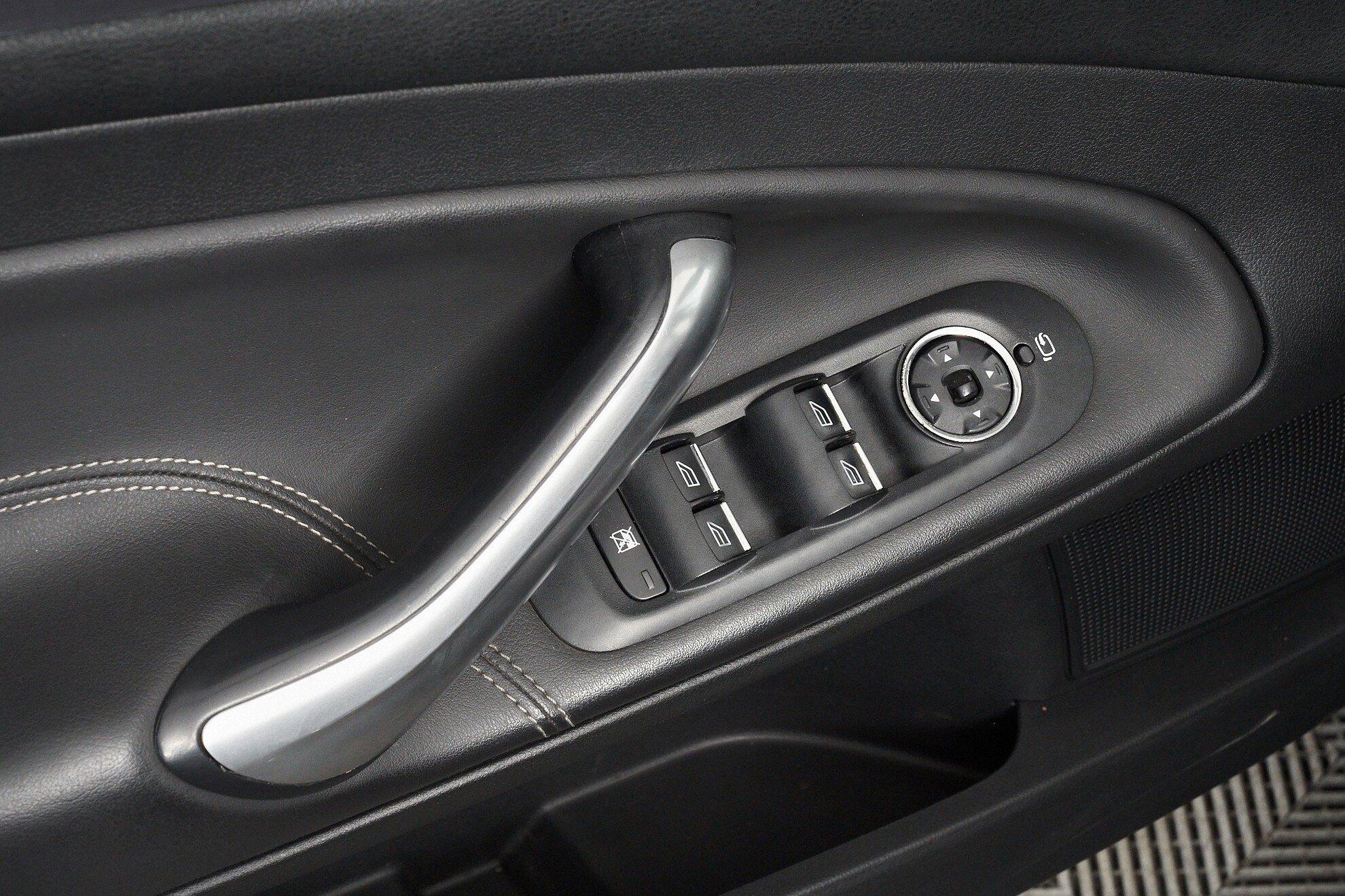 Ford Mondeo 2012, черный