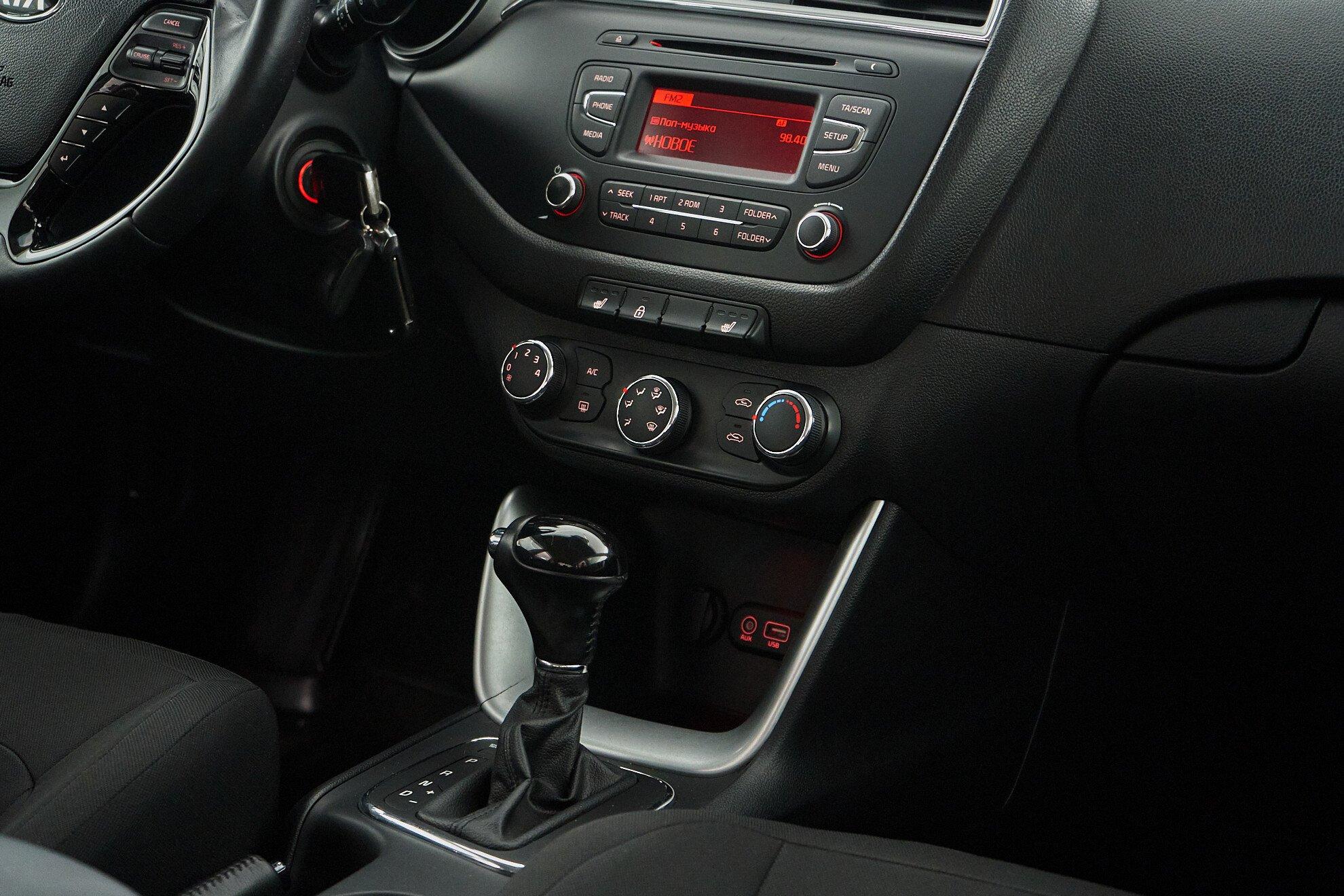 Kia Ceed 2015, серый