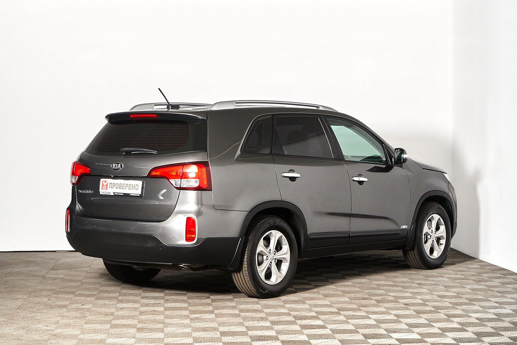 Kia Sorento 2019, серый