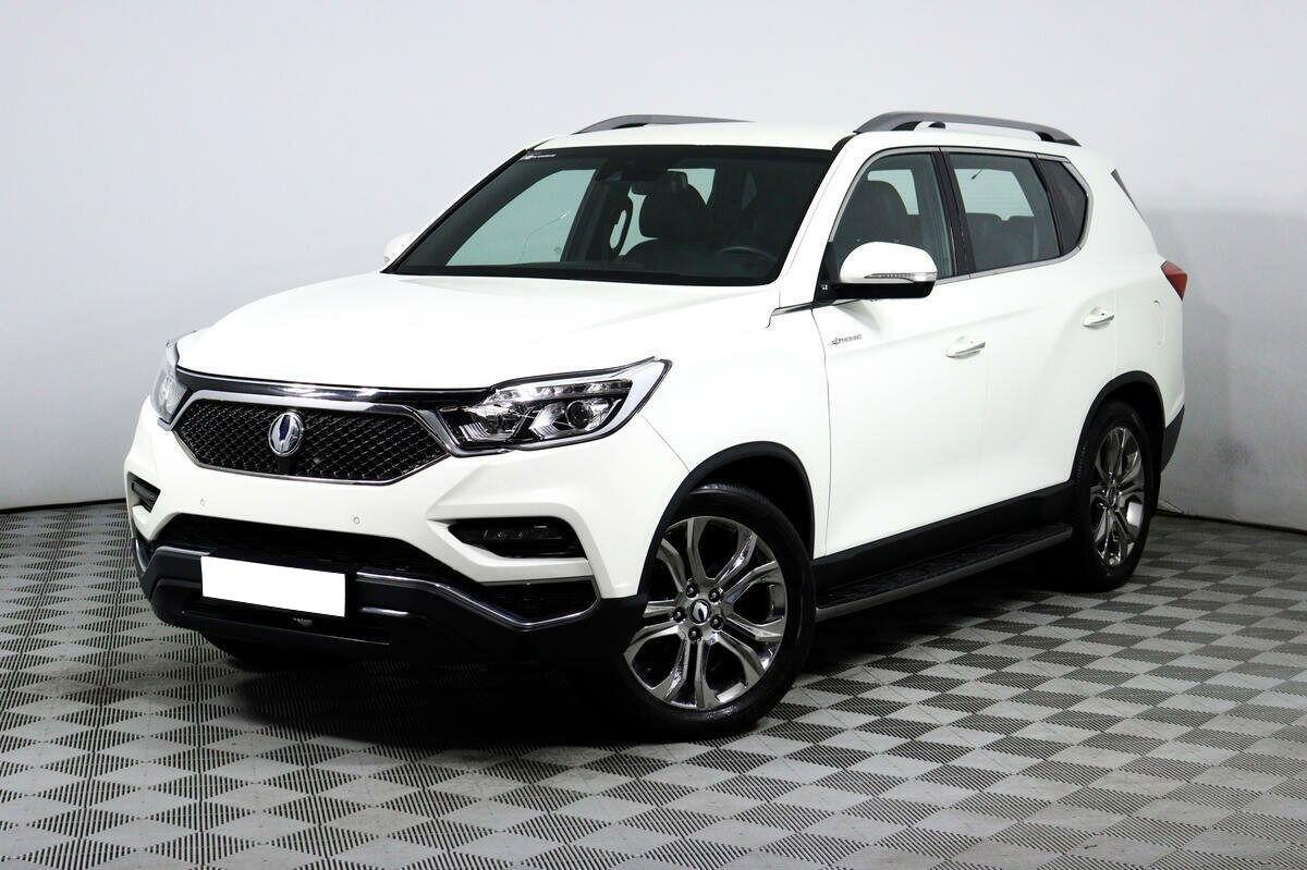 SsangYong Rexton 2019, белый