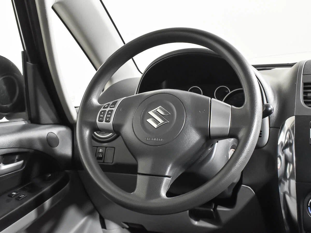 Suzuki SX4 2013, серый