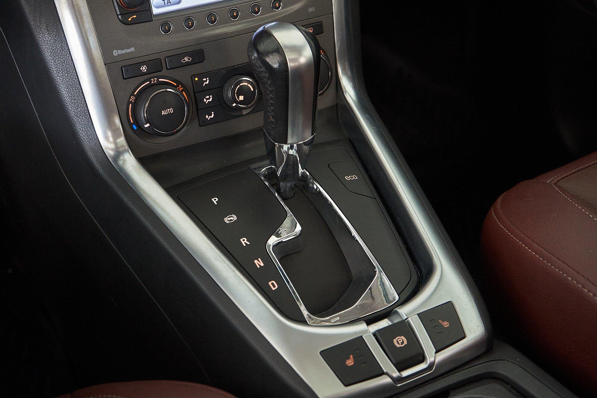 Opel Antara 2013, коричневый