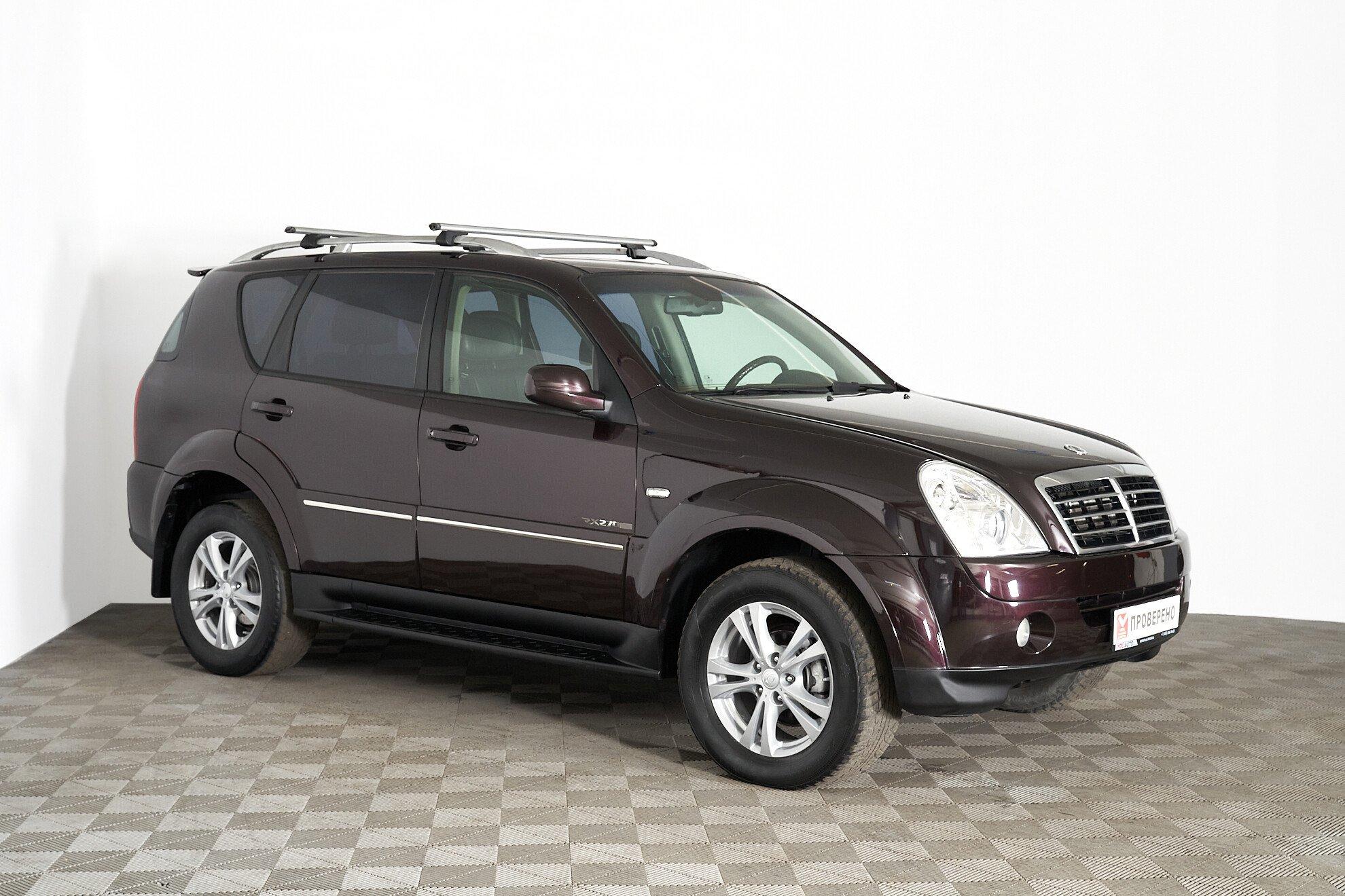 SsangYong Rexton 2010, пурпурный