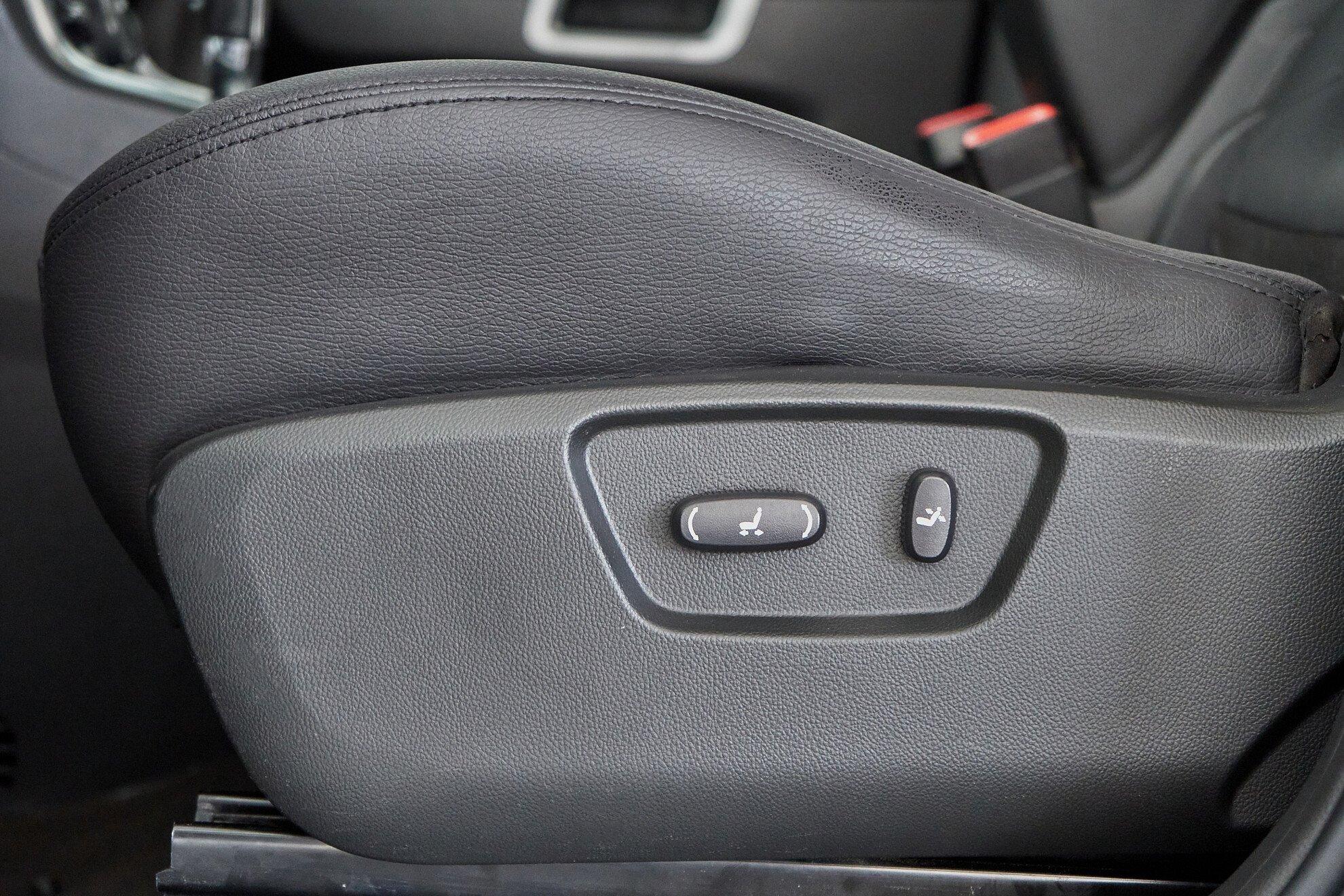 Opel Antara 2012, черный