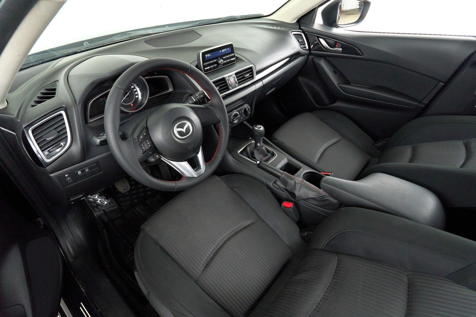 Mazda 3 2014, черный