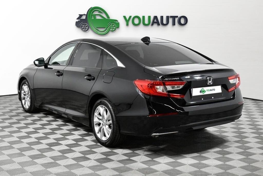 Honda Accord 2018, черный