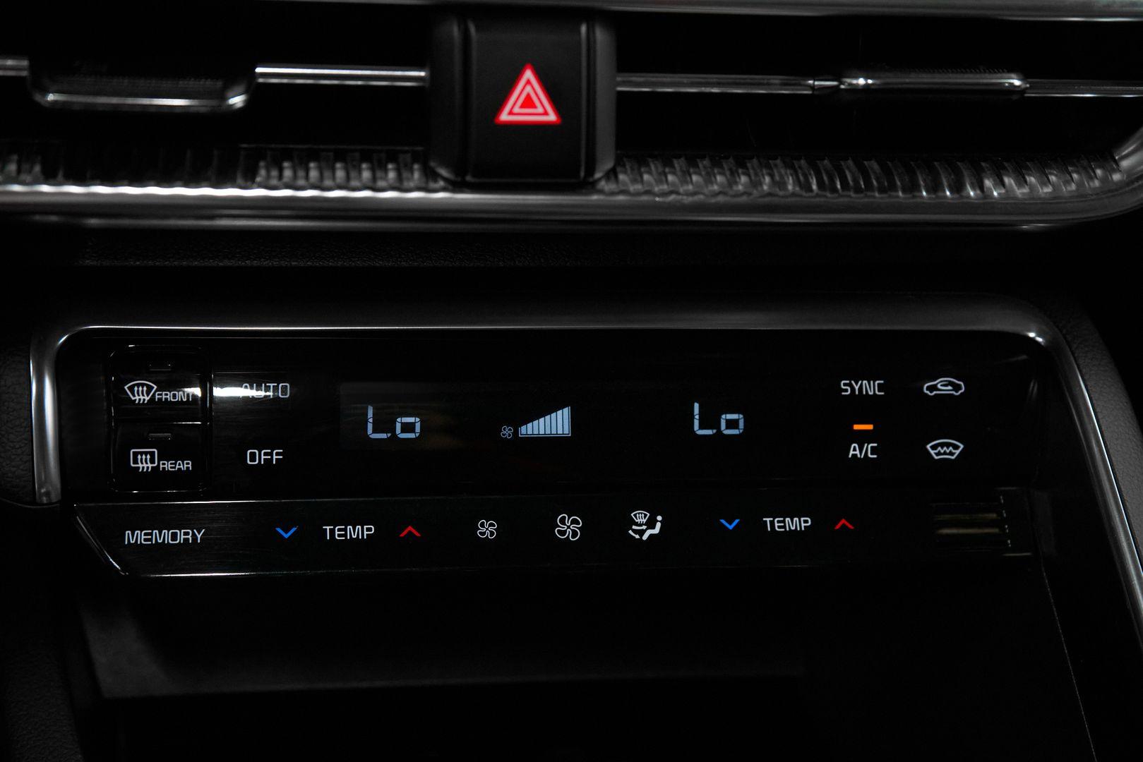 Kia K5 2022, черный