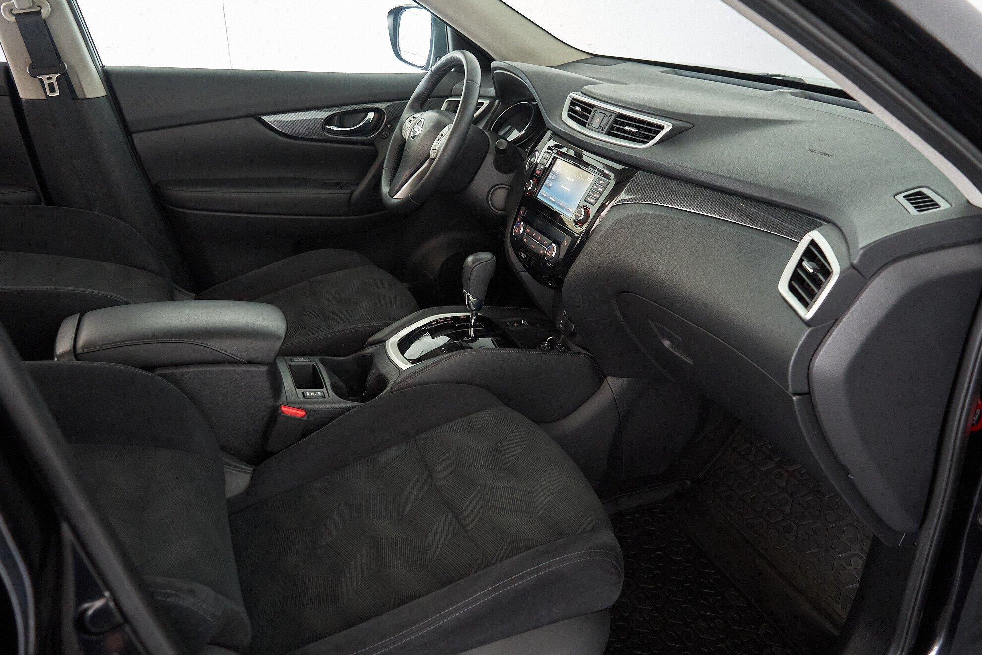 Nissan X-Trail 2017, черный