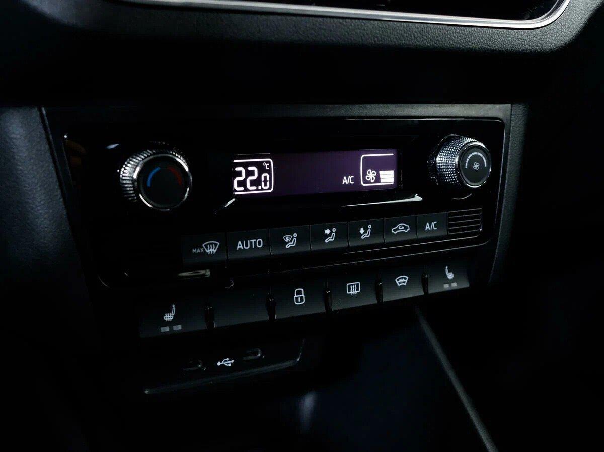 Skoda Rapid 2021, белый