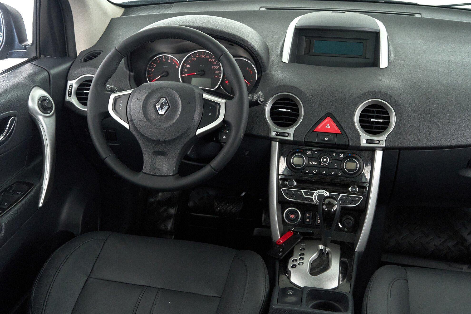 Renault Koleos 2011, черный