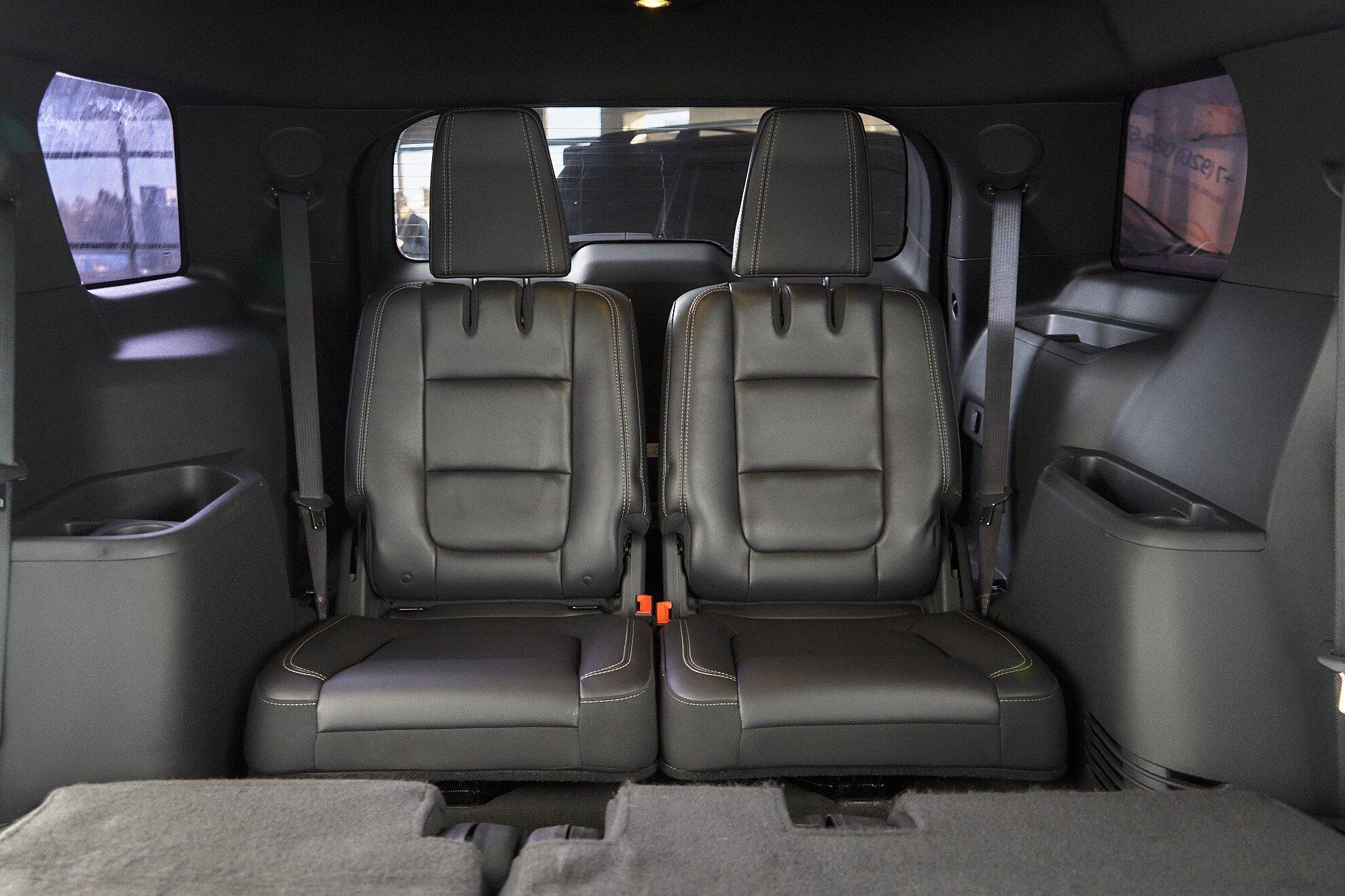 Ford Explorer 2014, черный