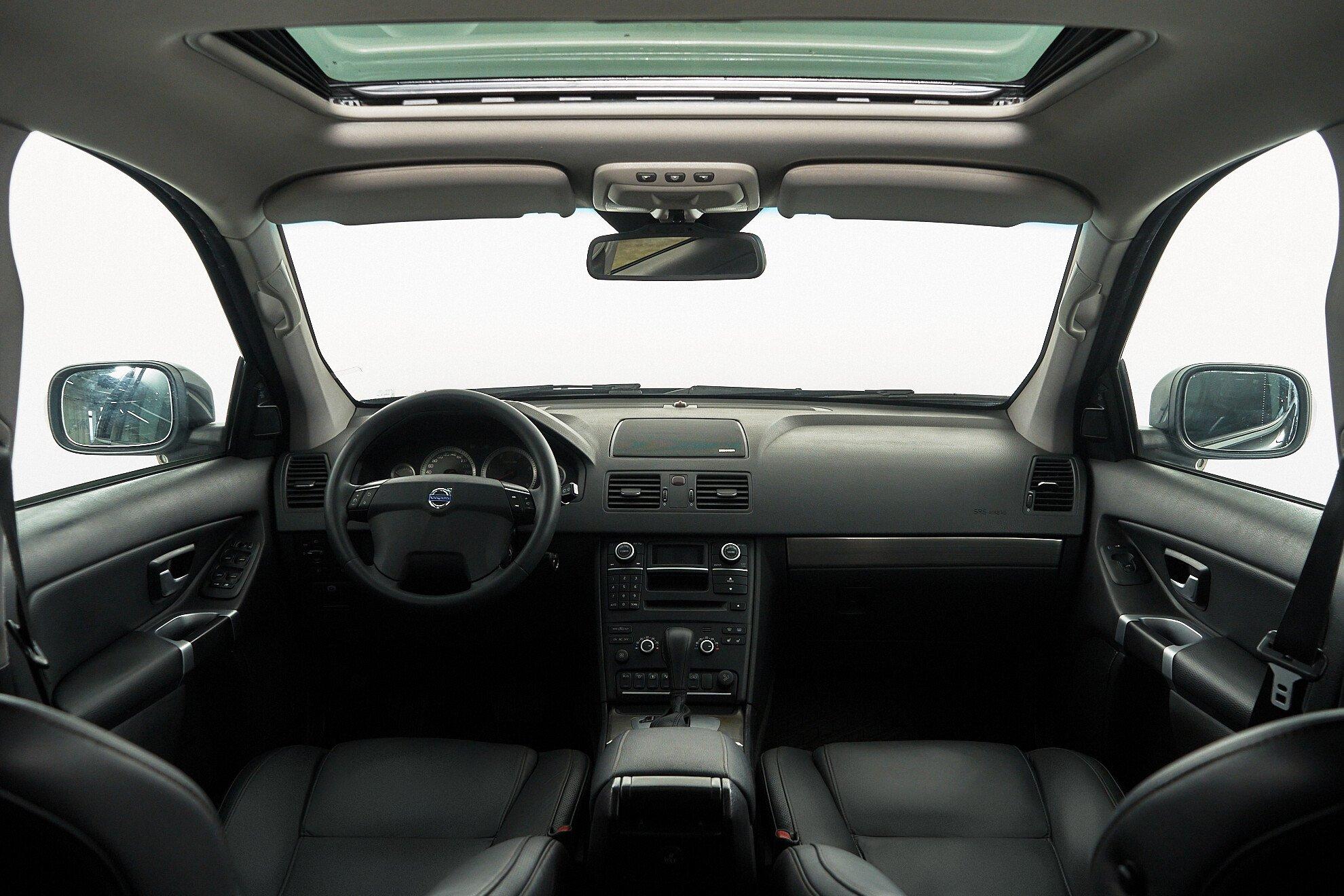 Volvo XC90 2011, черный