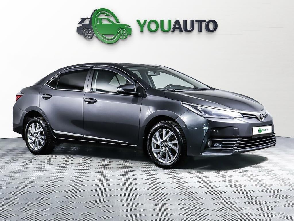Toyota Corolla 2018, серый
