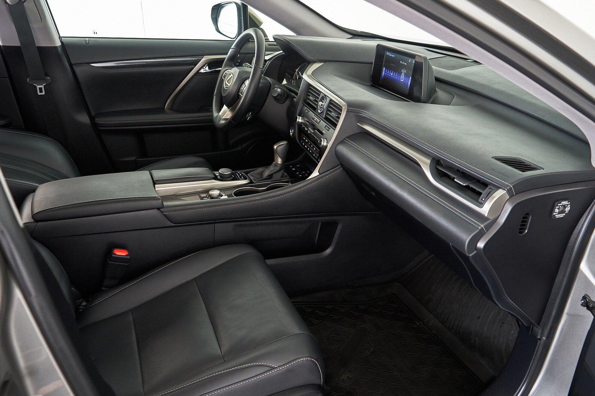 Lexus RX 2019, серый