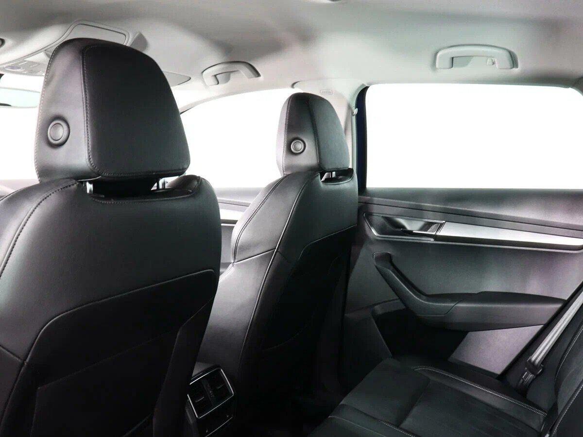 Skoda Karoq 2021, синий