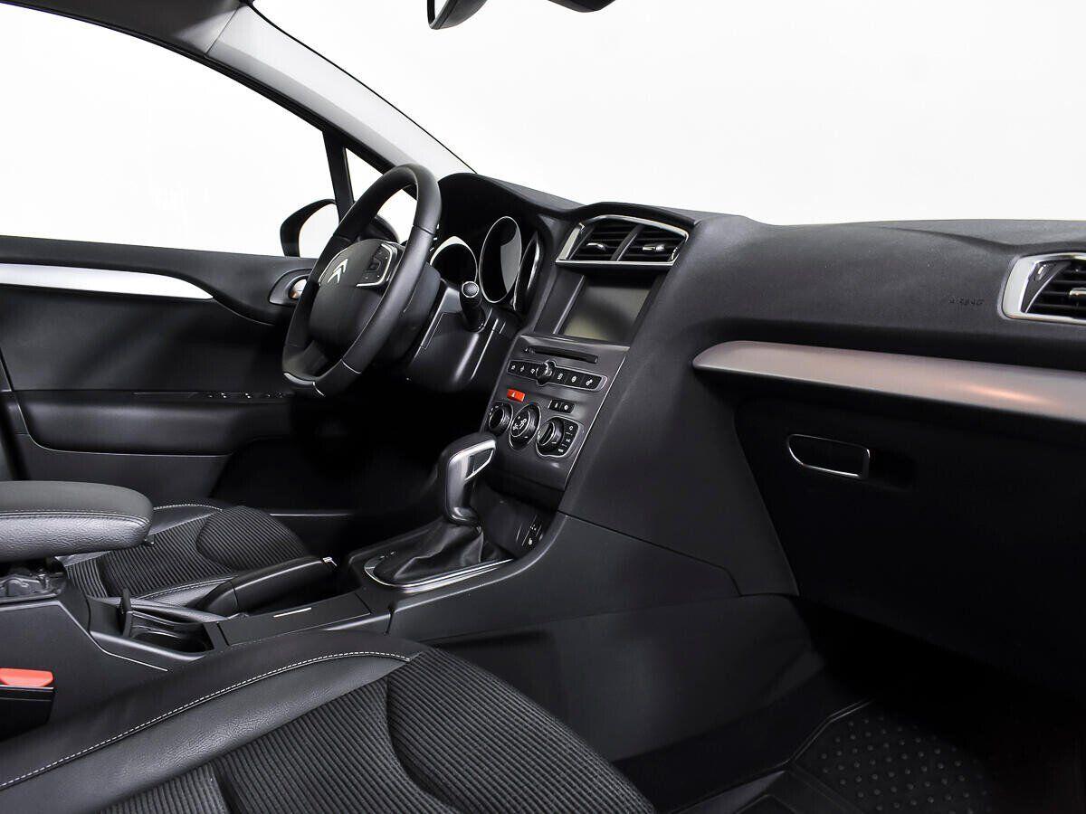 Citroen C4 2019, белый