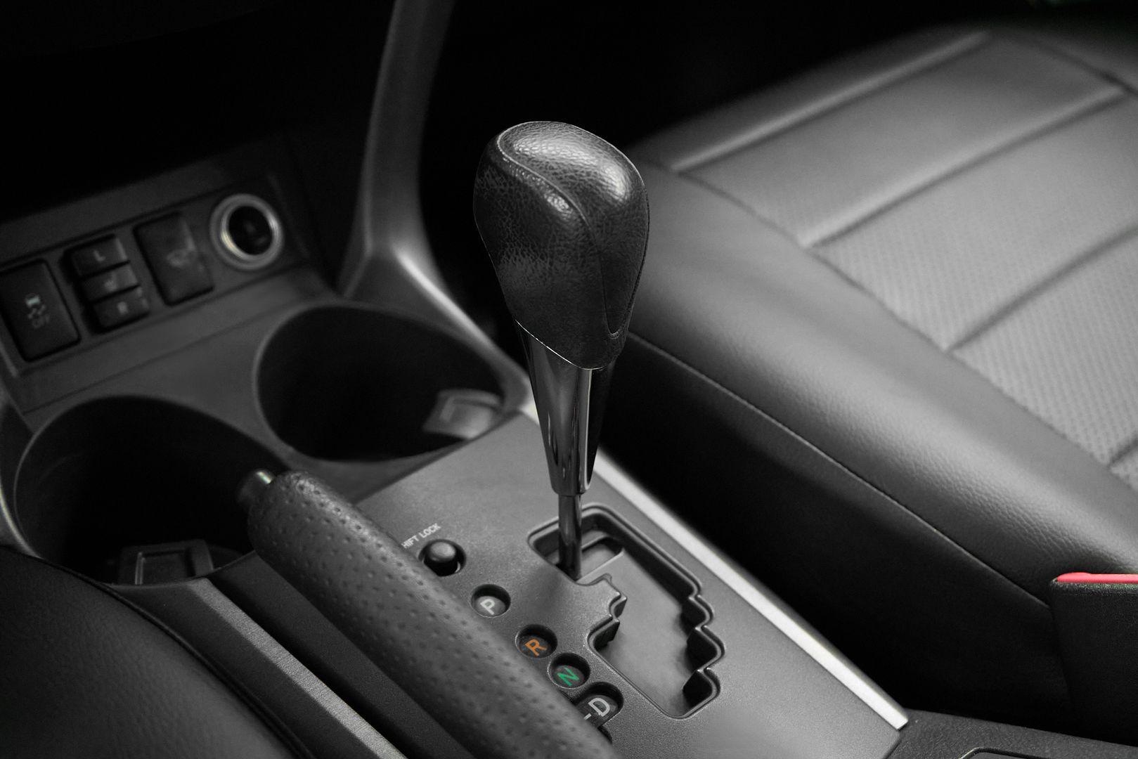 Toyota RAV4 2011, черный