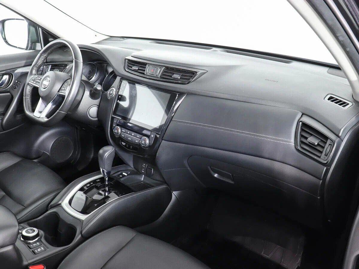 Nissan X-Trail 2022, черный