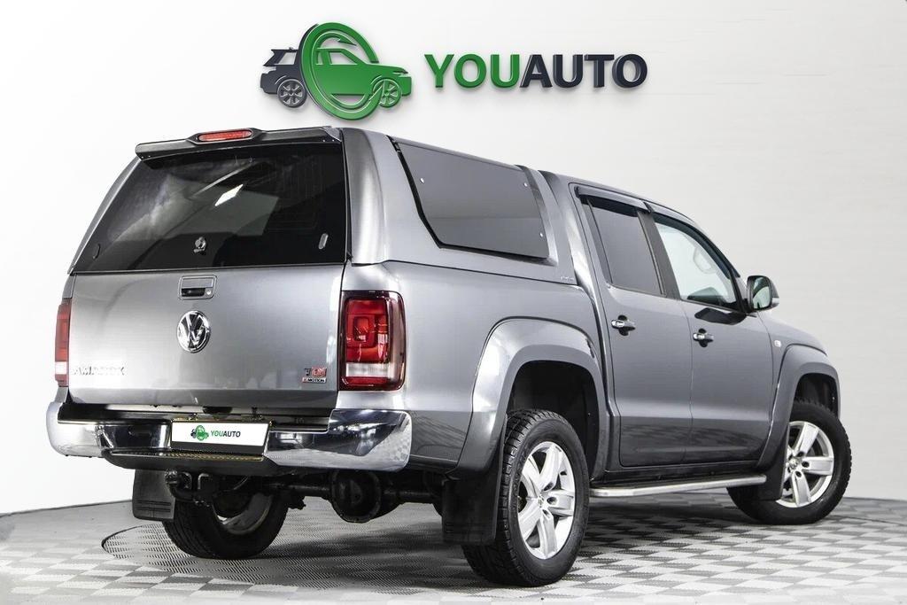 Volkswagen Amarok 2016, серый