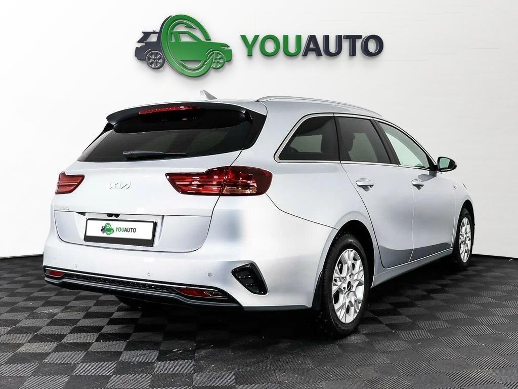 Kia Ceed 2022, серебряный