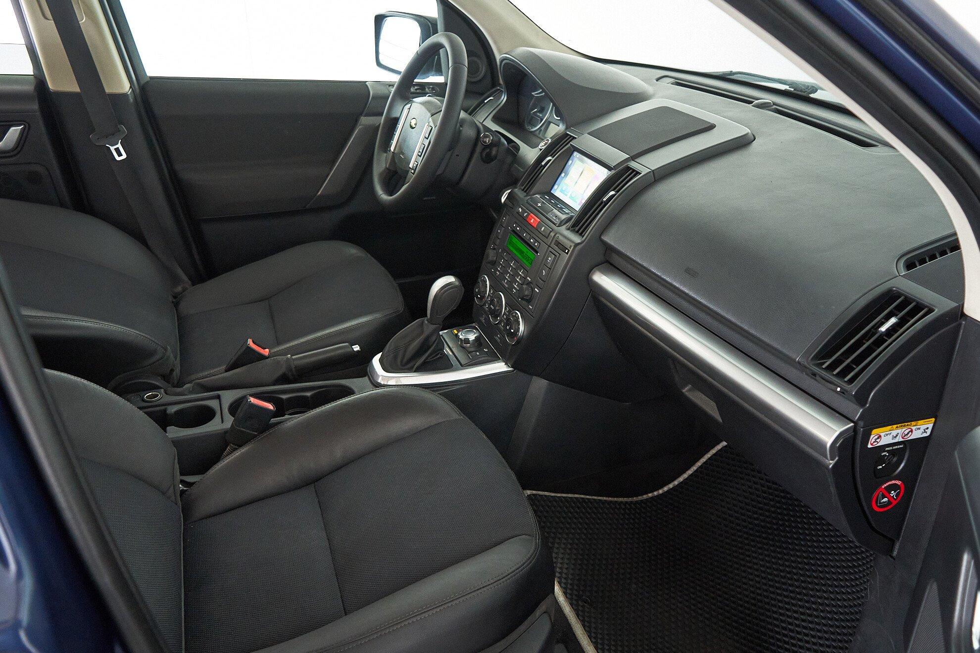 Land Rover Freelander 2010, синий