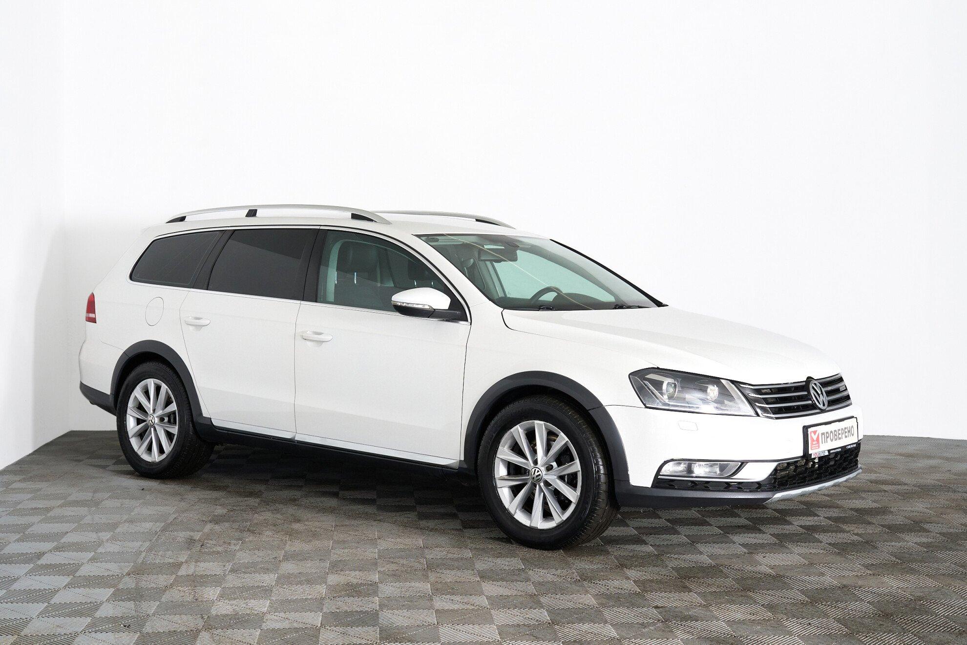Volkswagen Passat 2013, белый
