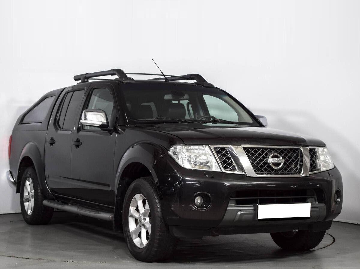 Nissan Navara (Frontier) 2011, черный