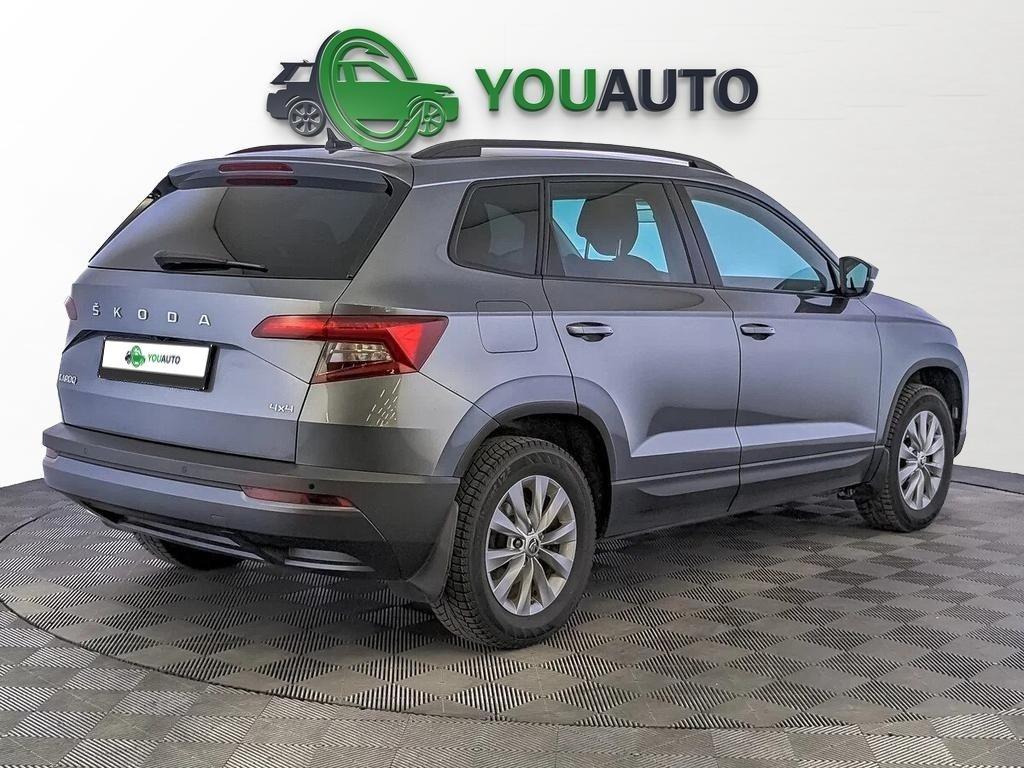 Skoda Karoq 2020, черный