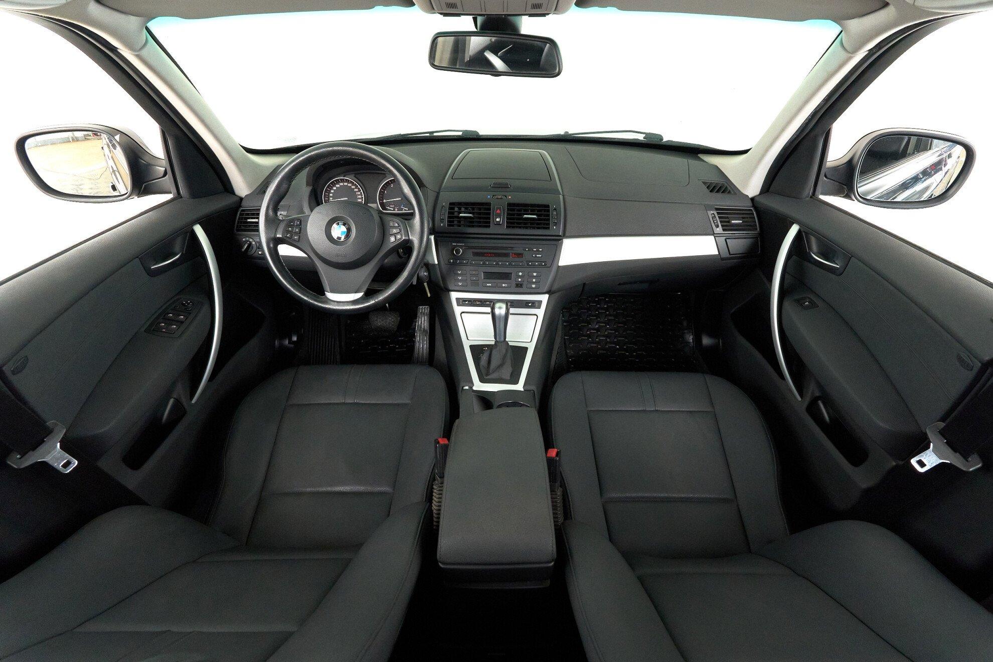 BMW X3 2010, черный