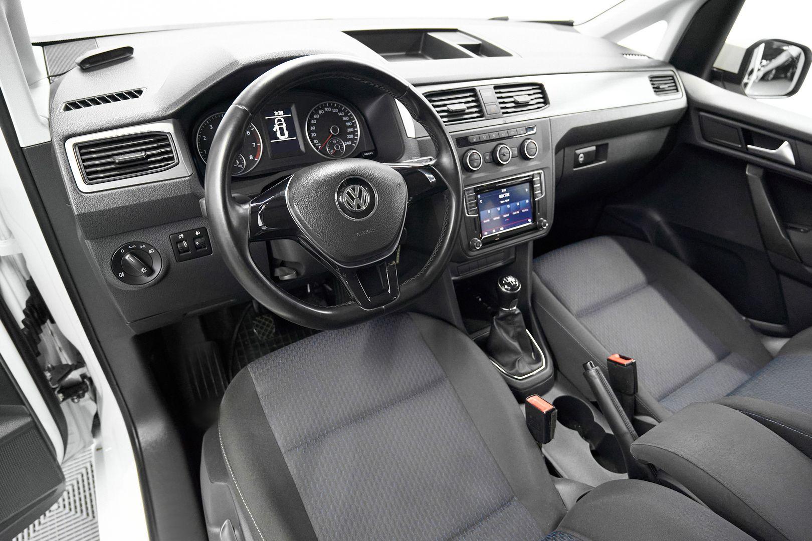 Volkswagen Caddy 2018, белый