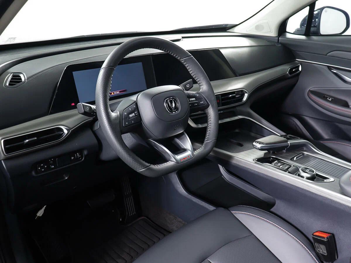 Changan UNI-T 2023, серый
