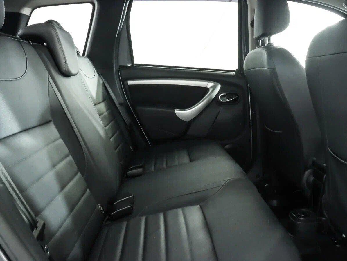 Nissan Terrano 2018, серый