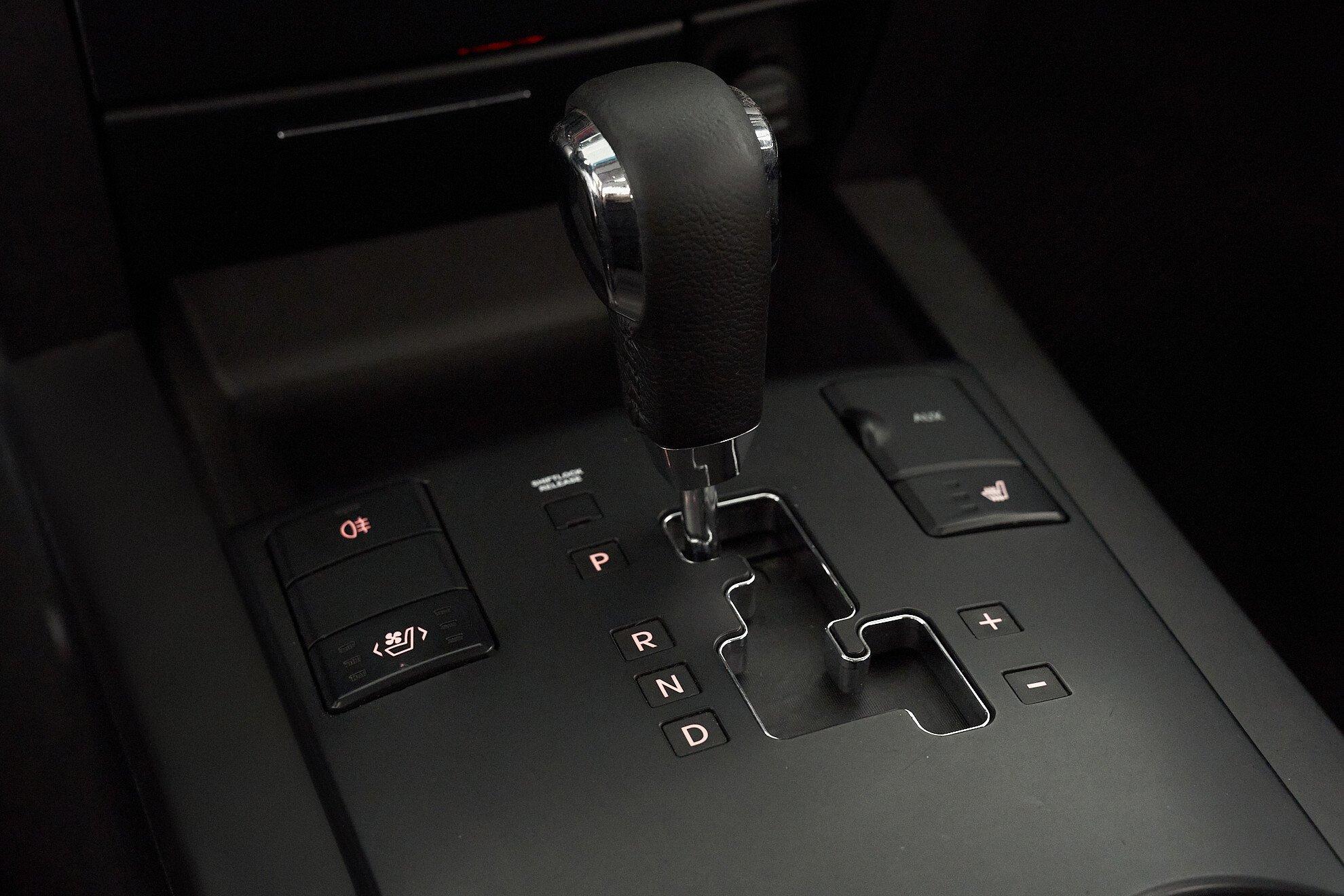 Kia Mohave 2013, бежевый