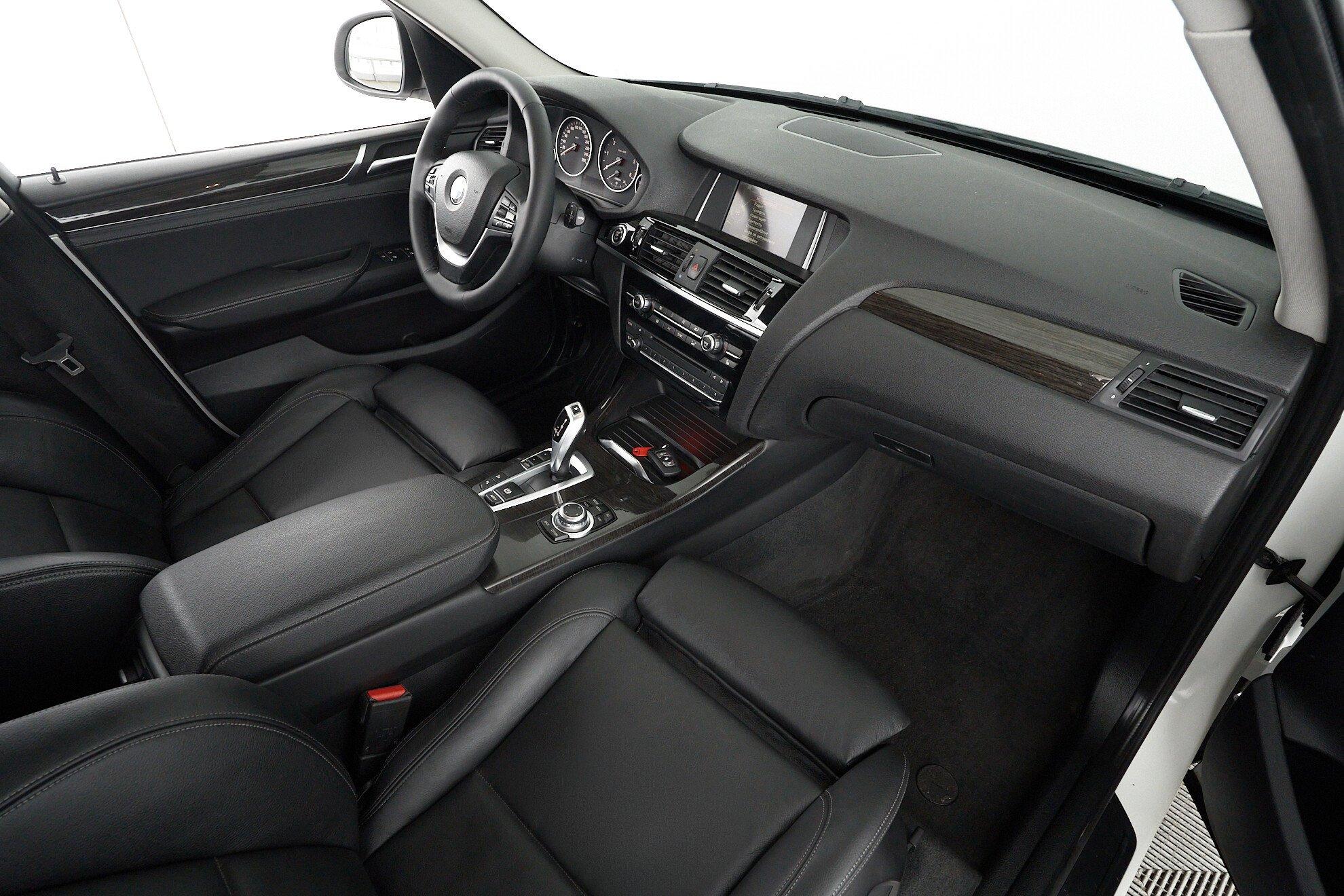 BMW X3 2014, белый
