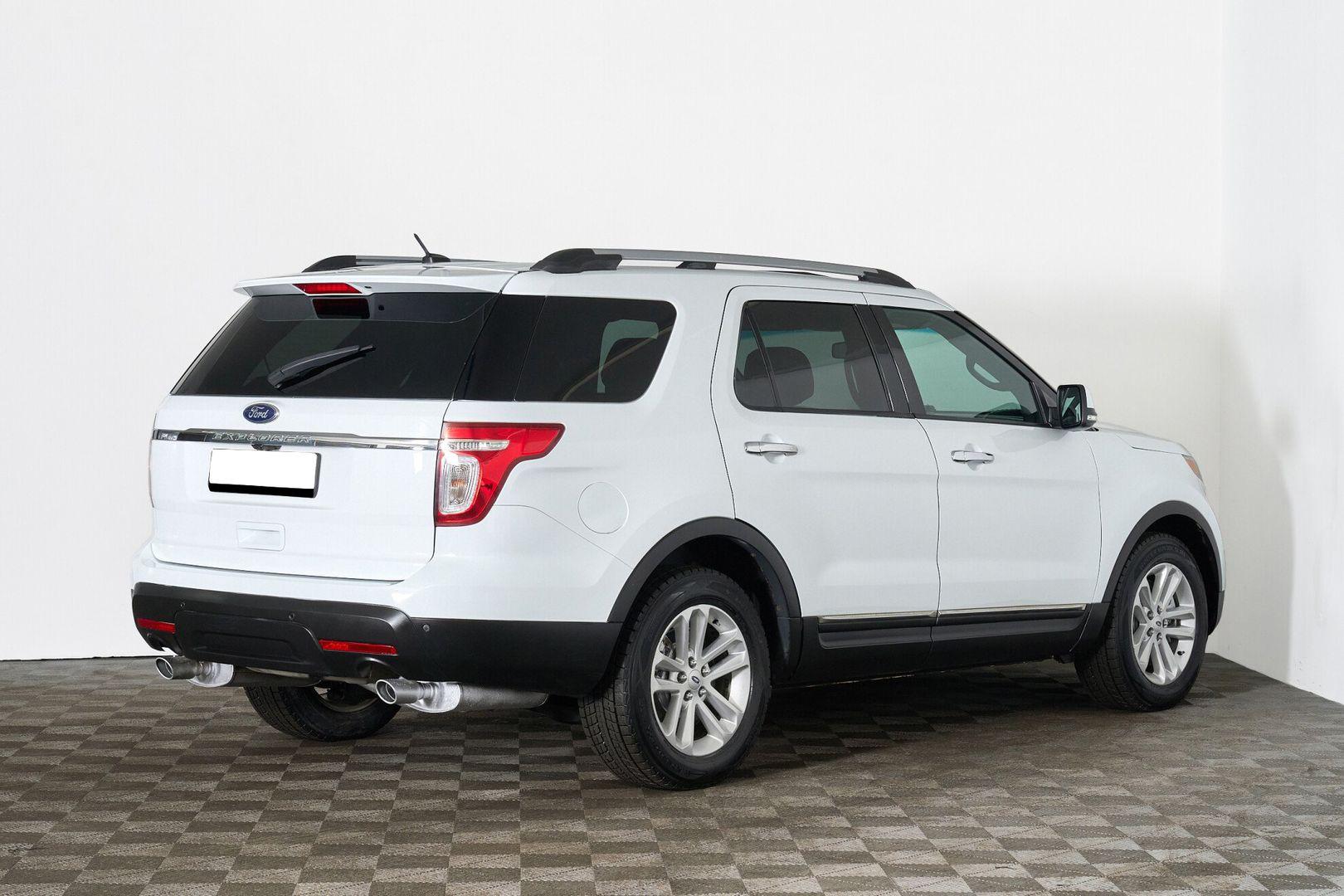 Ford Explorer 2014, белый