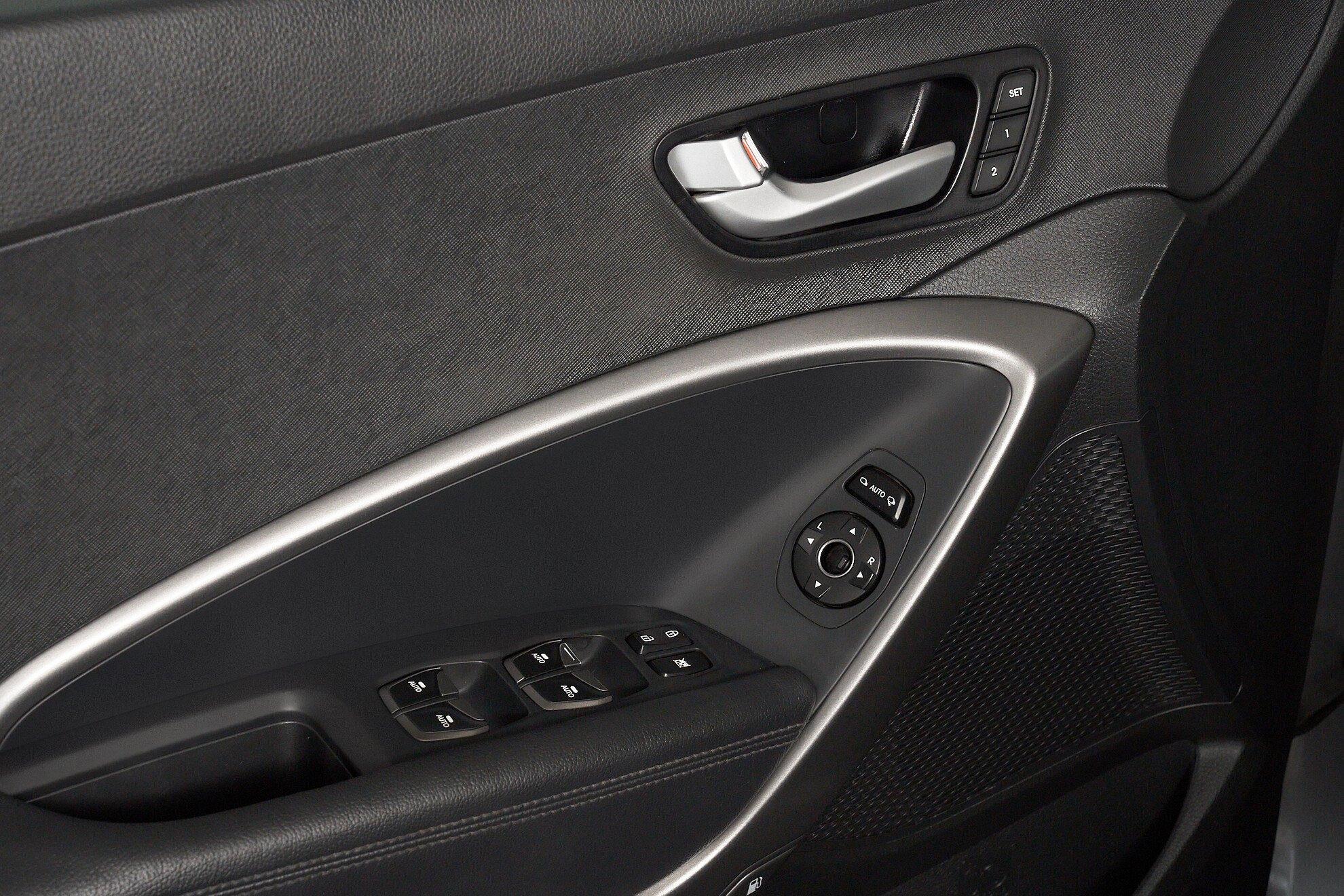 Hyundai Santa Fe 2014, серый