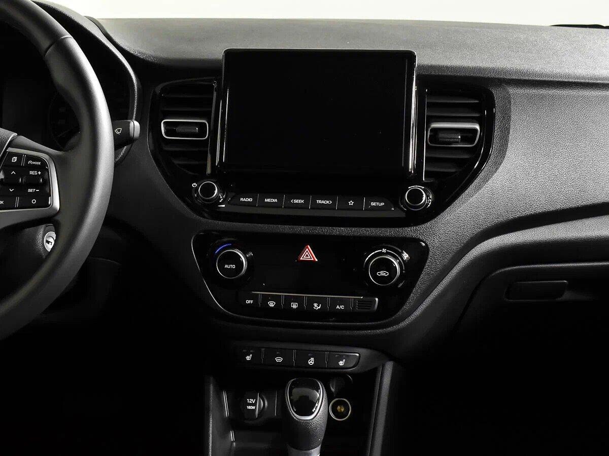 Hyundai Solaris 2020, черный