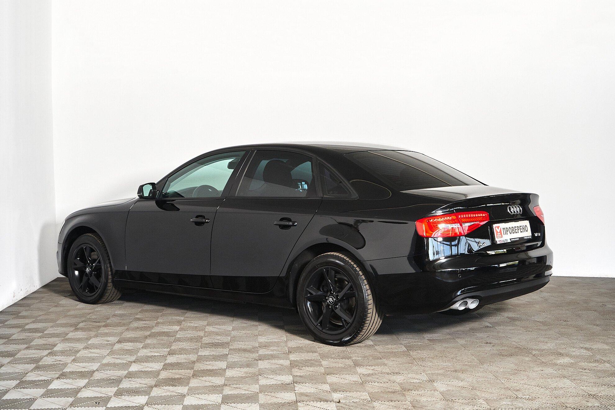 Audi A4 2012, черный