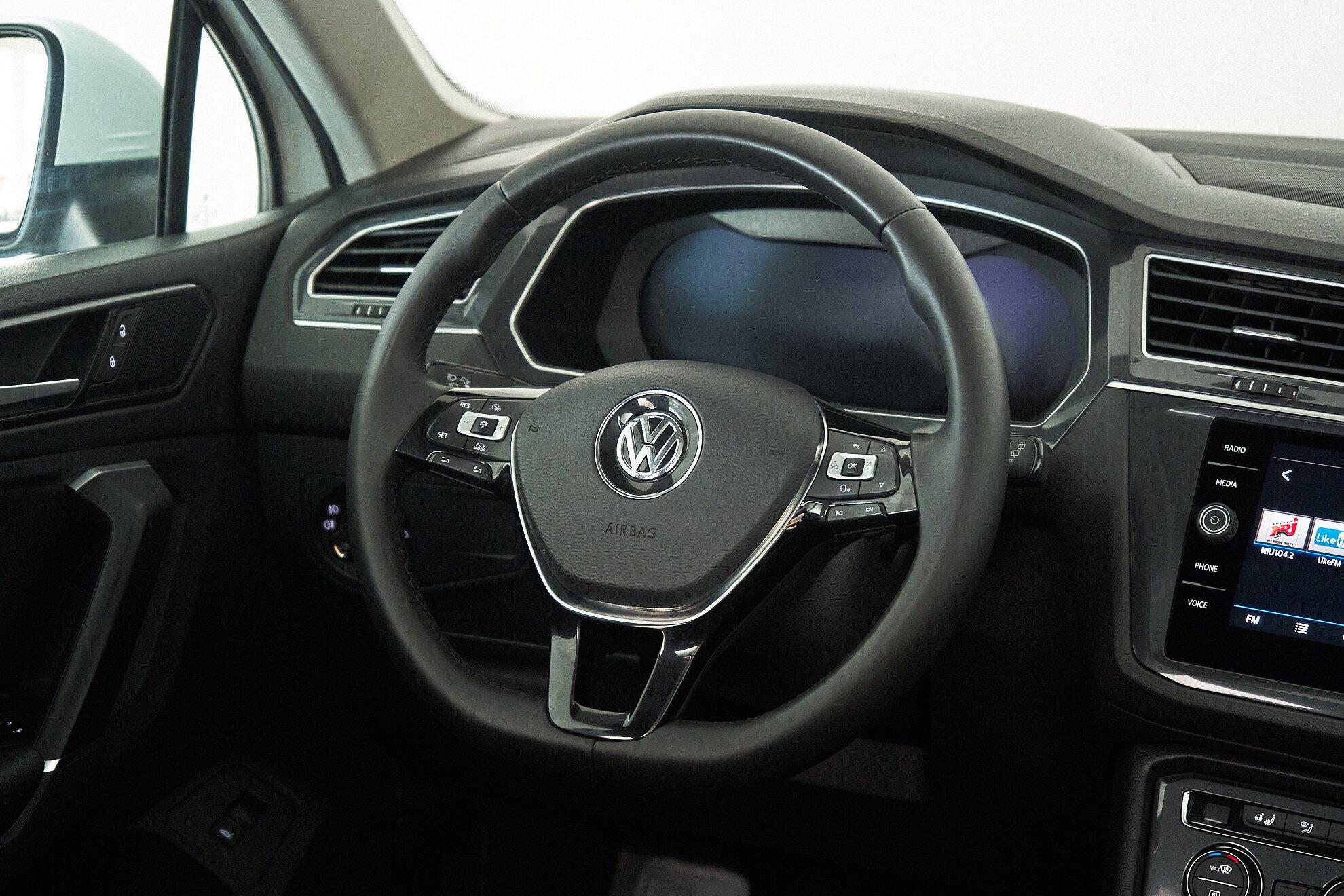 Volkswagen Tiguan 2018, белый