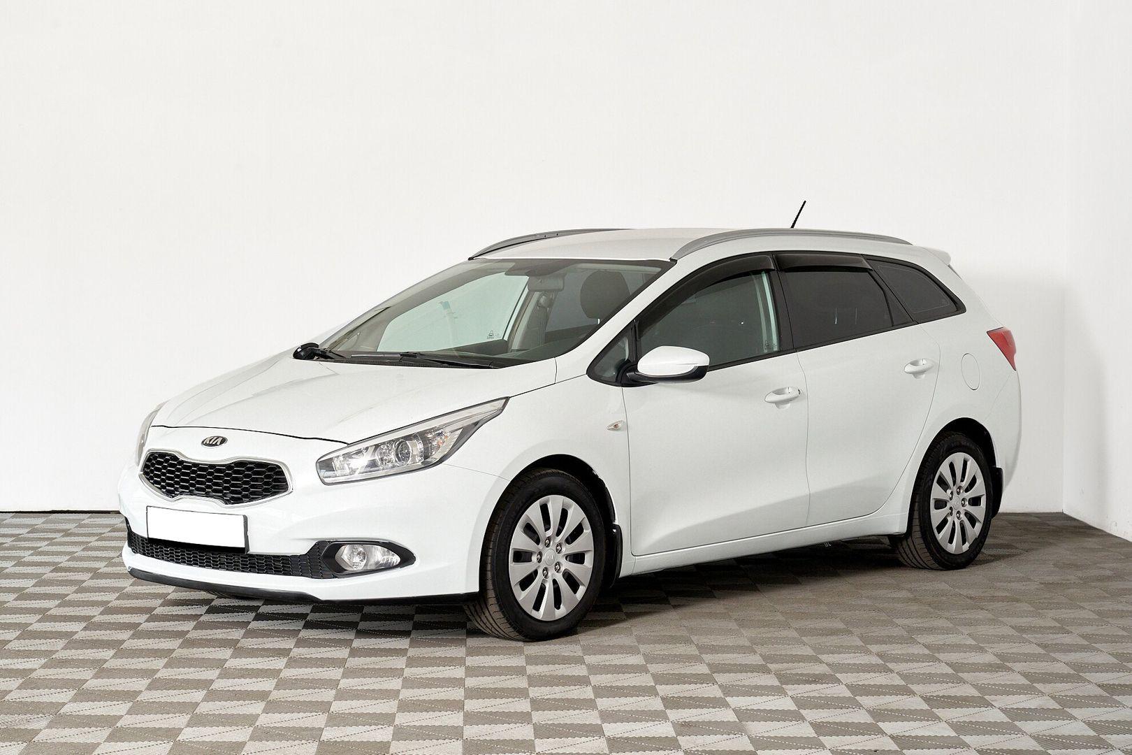 Kia Ceed 2015, белый