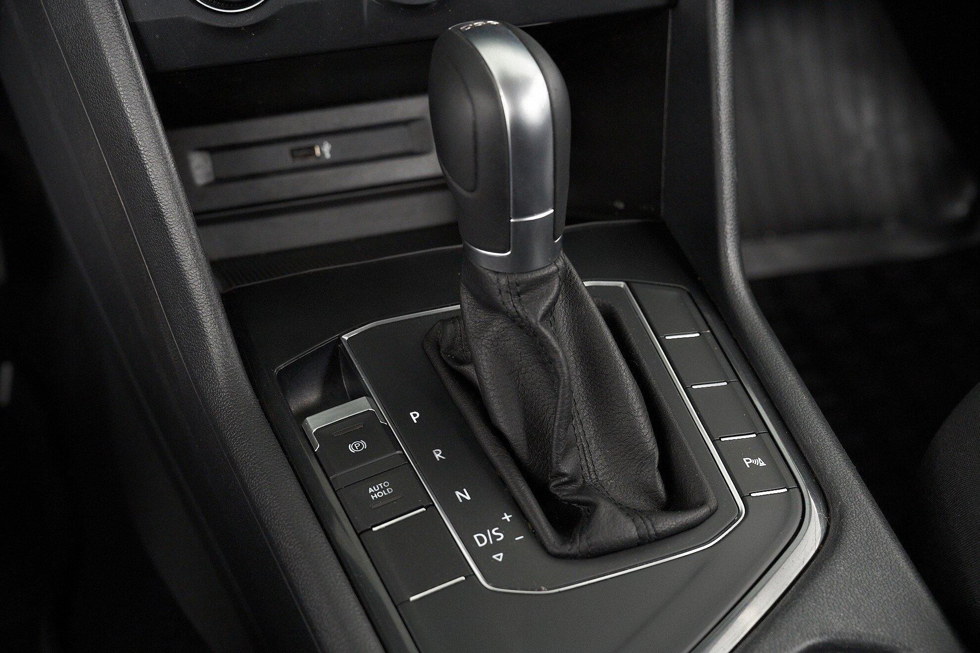 Volkswagen Tiguan 2017, черный