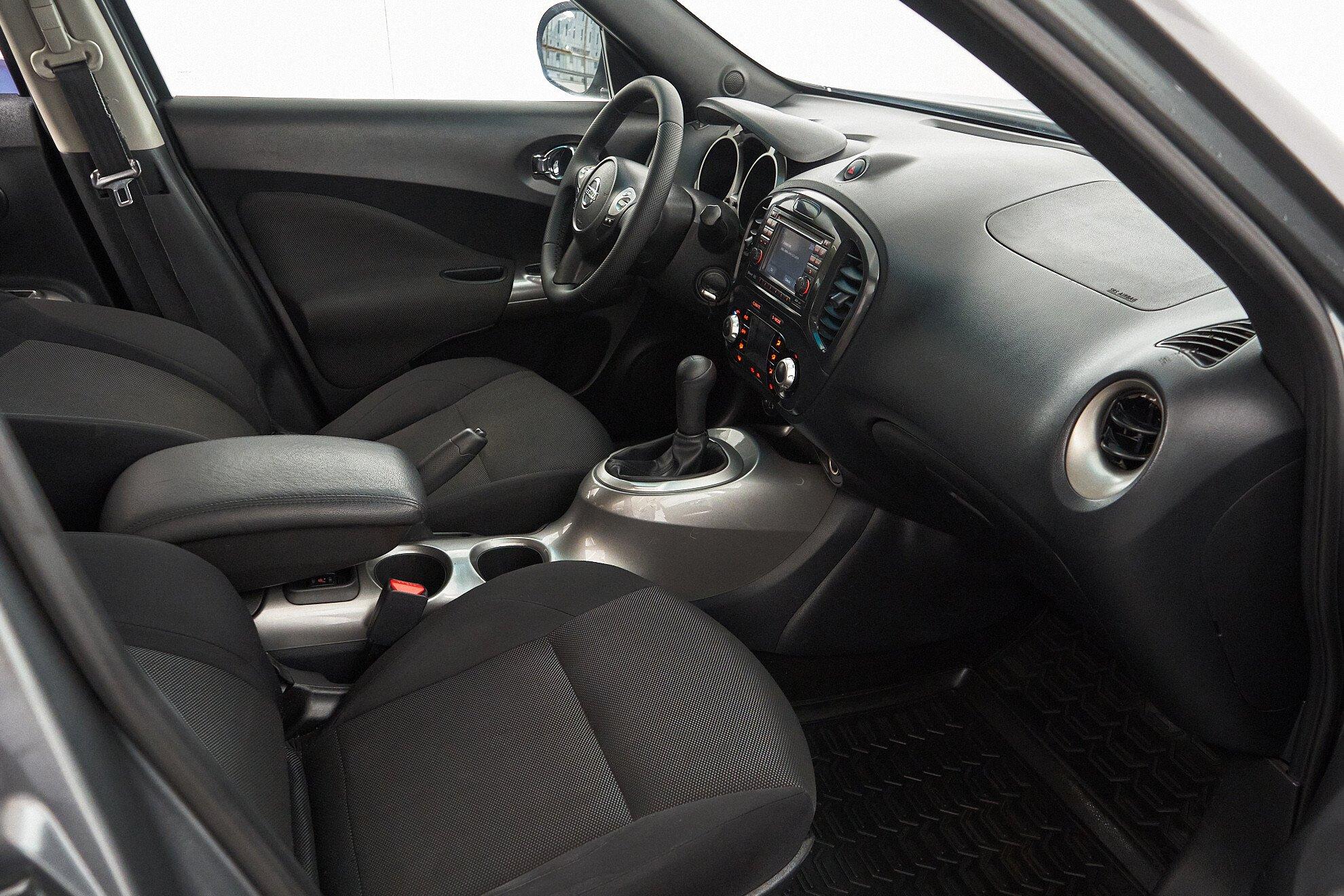 Nissan Juke 2013, серый