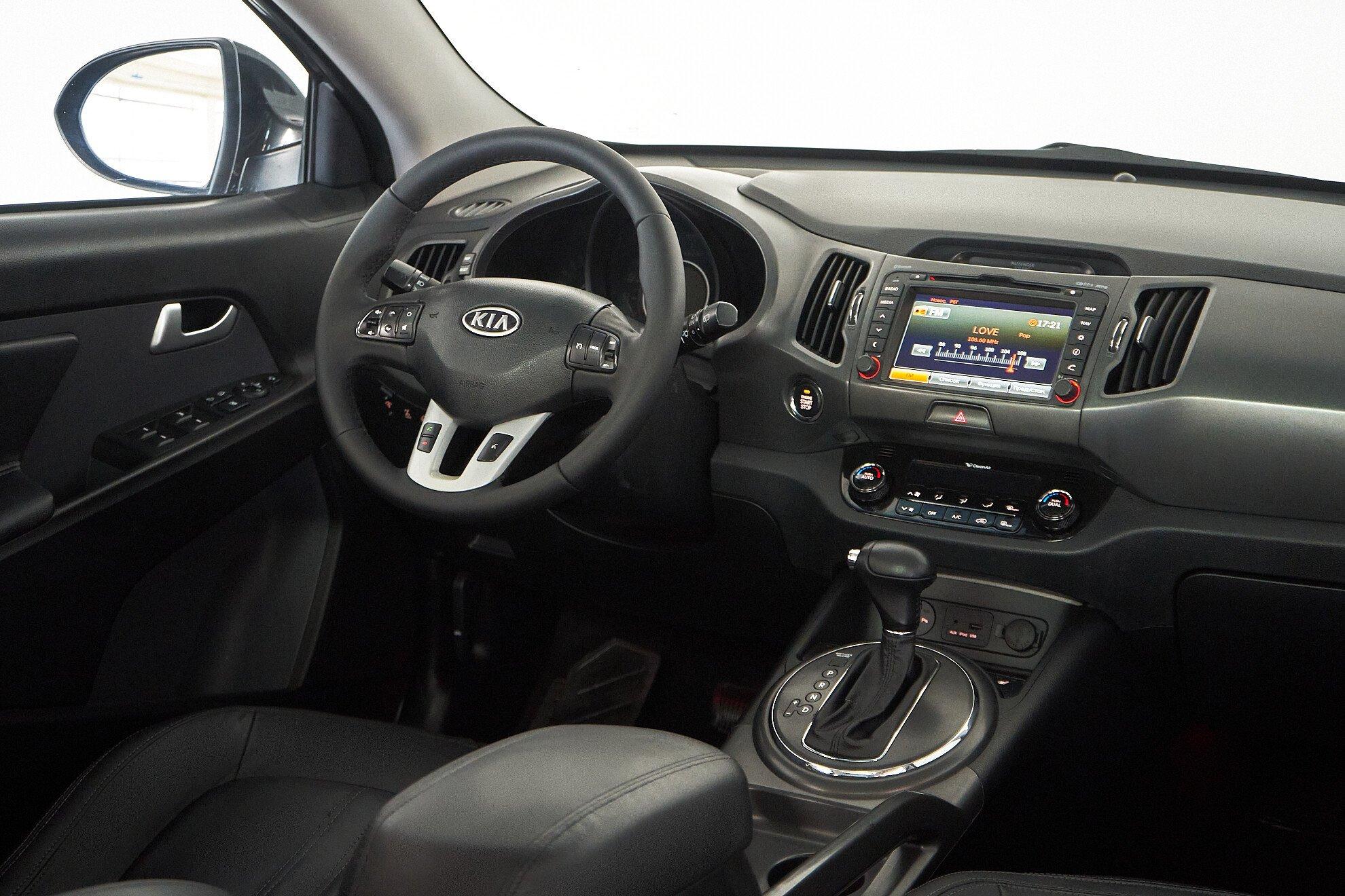Kia Sportage 2011, черный
