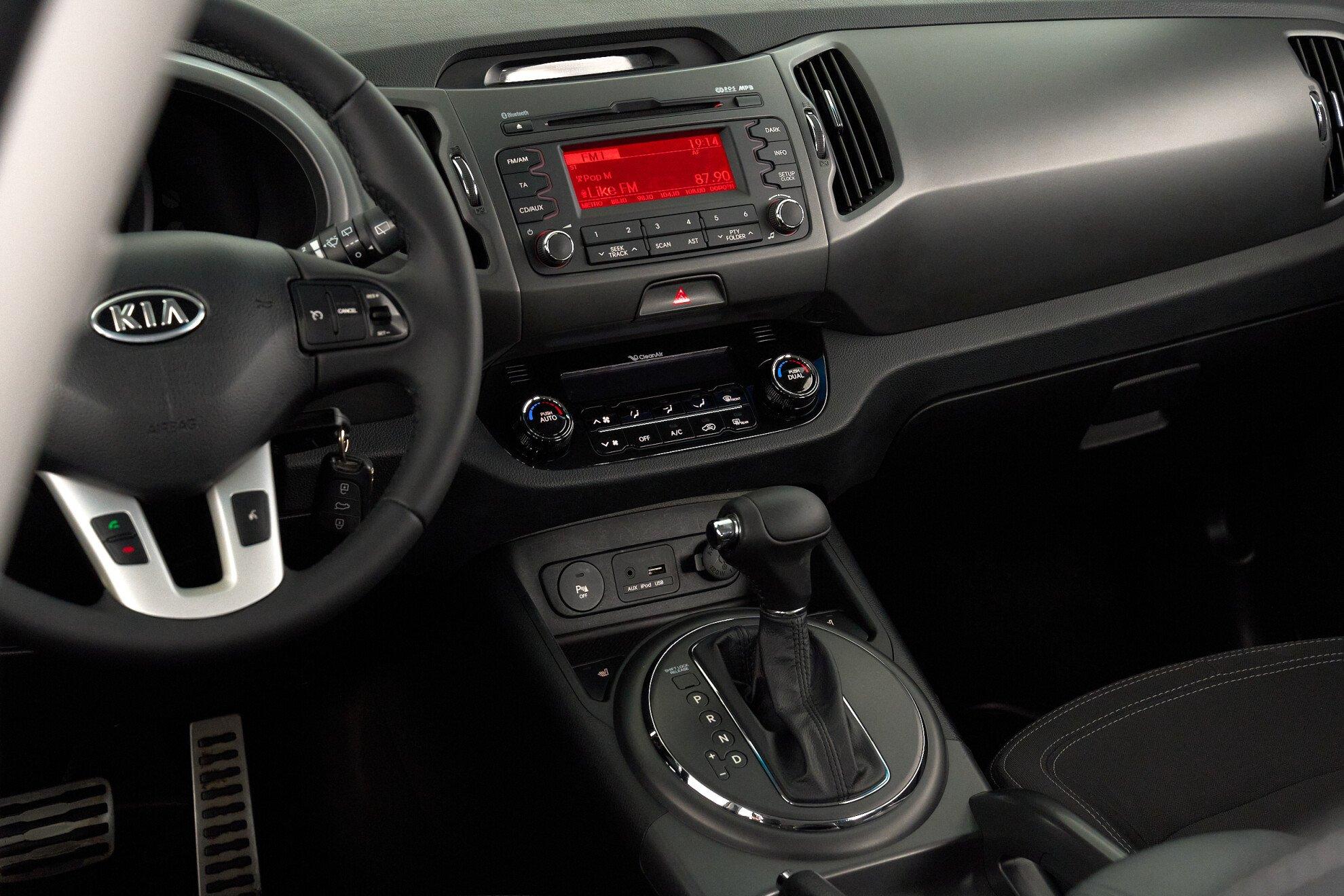 Kia Sportage 2012, черный