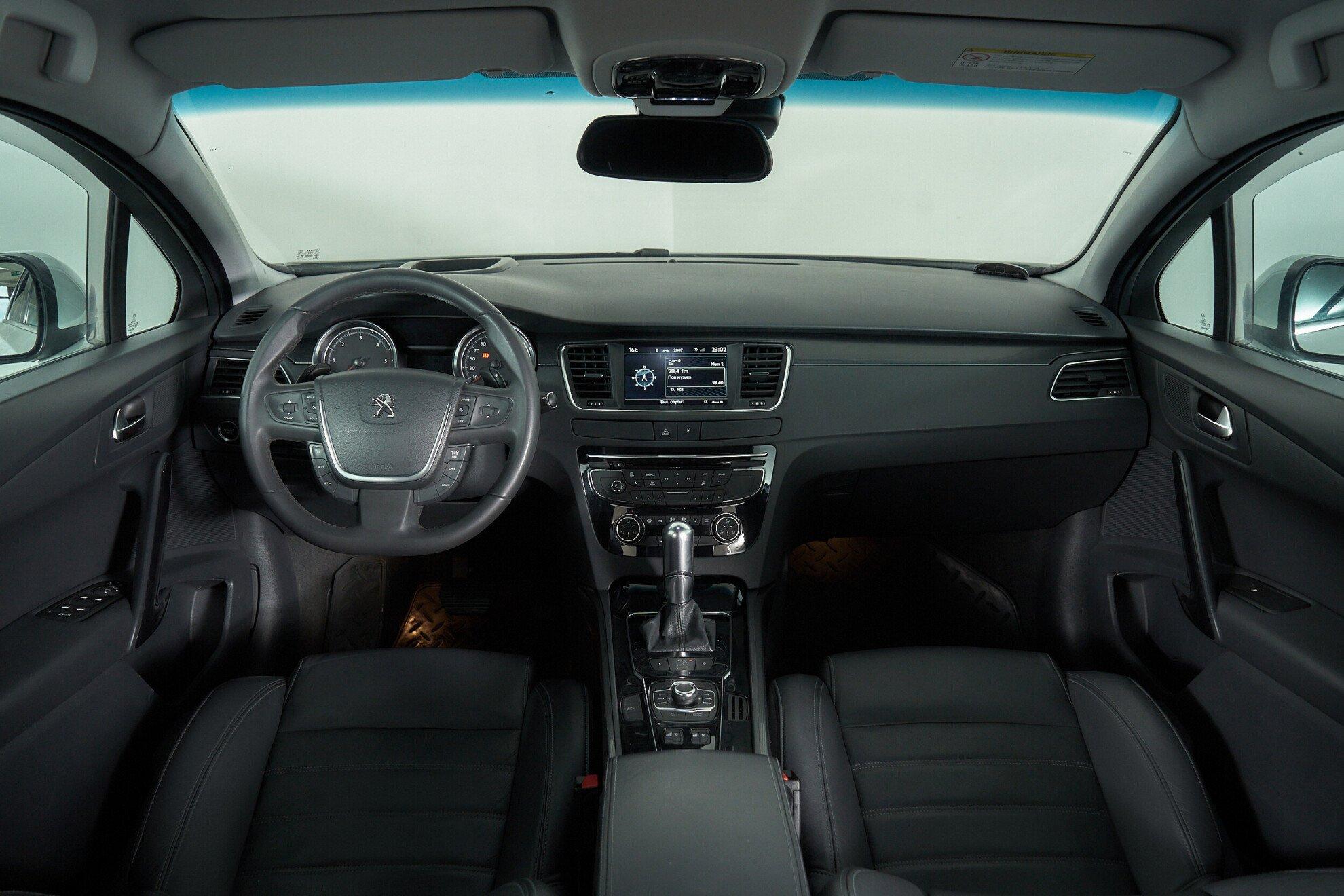 Peugeot 508 2013, белый