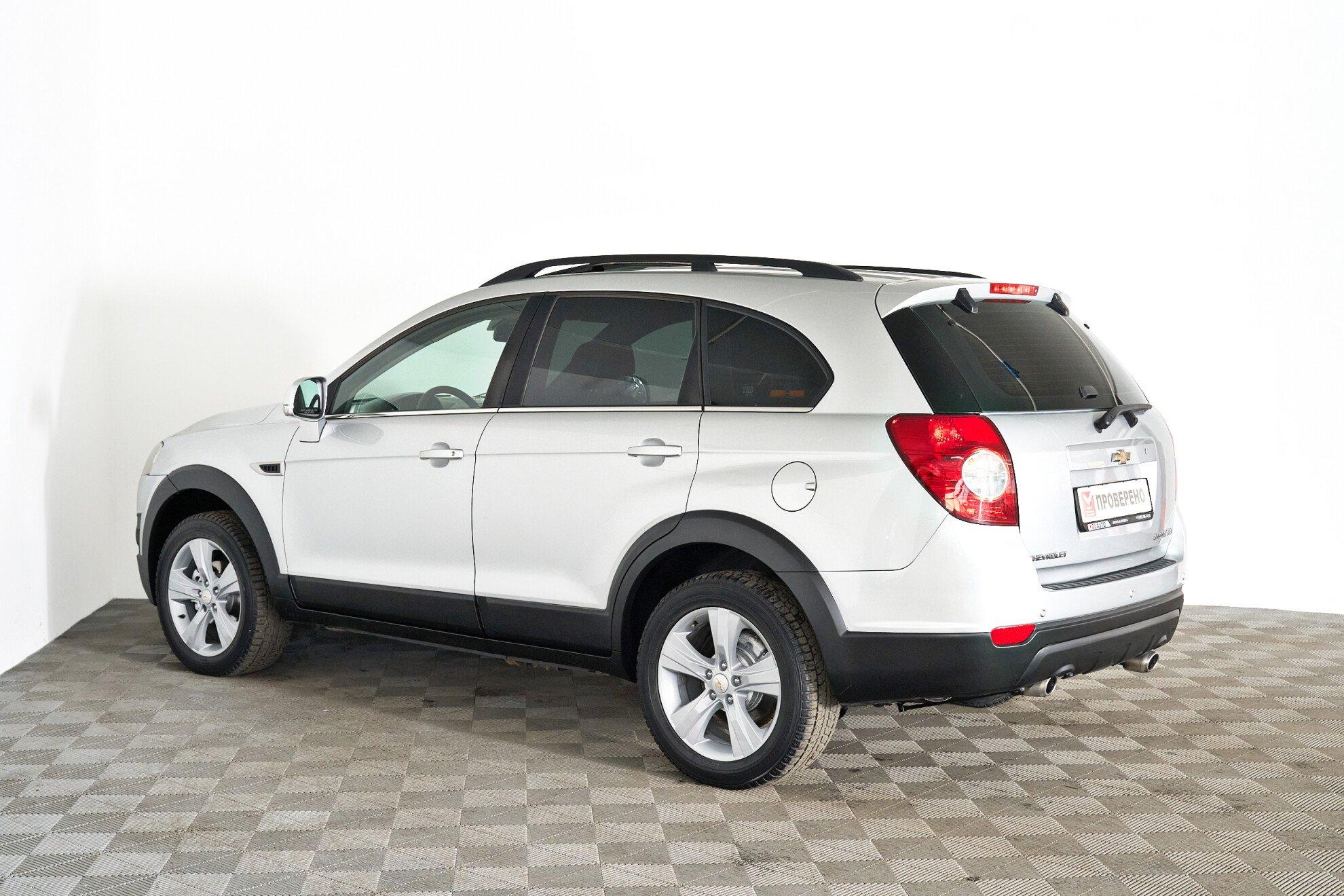 Chevrolet Captiva 2012, серебряный