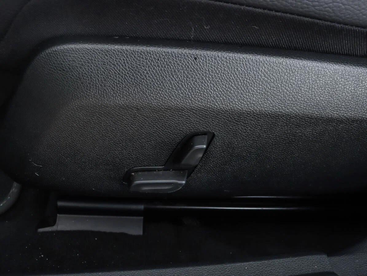 Mercedes-Benz E-Класс 2014, белый