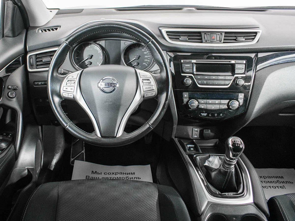 Nissan Qashqai 2017, черный