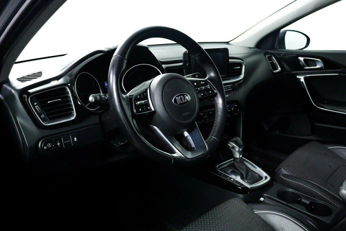 Kia Ceed 2019, черный