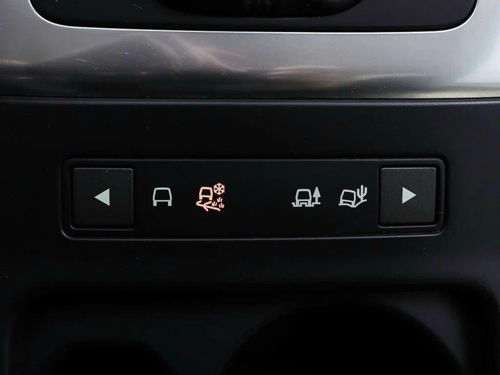 Land Rover Freelander 2014, белый